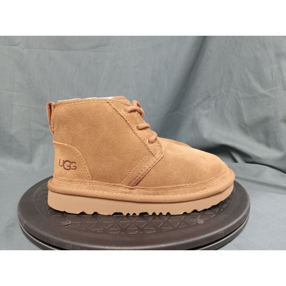 UGG Australia Kids Neumel II Boots Suede Lace-Up Chestnut Size 4 NEW IN BOX! - Picture 9 of 13